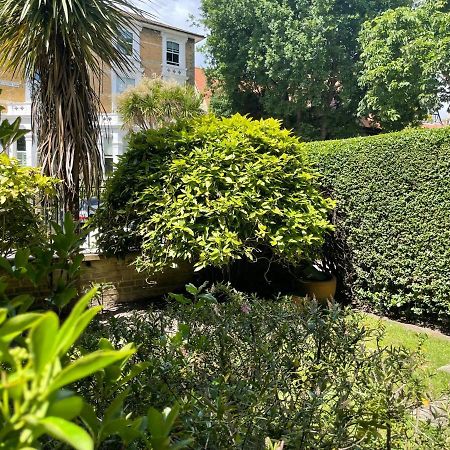 Charming Apartment In Chiswick Londen Buitenkant foto